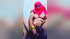 Meri Desi Chudai Ki Bhuki Bhabhi Ne Dildo Se Choot Kaa Pani Nikala