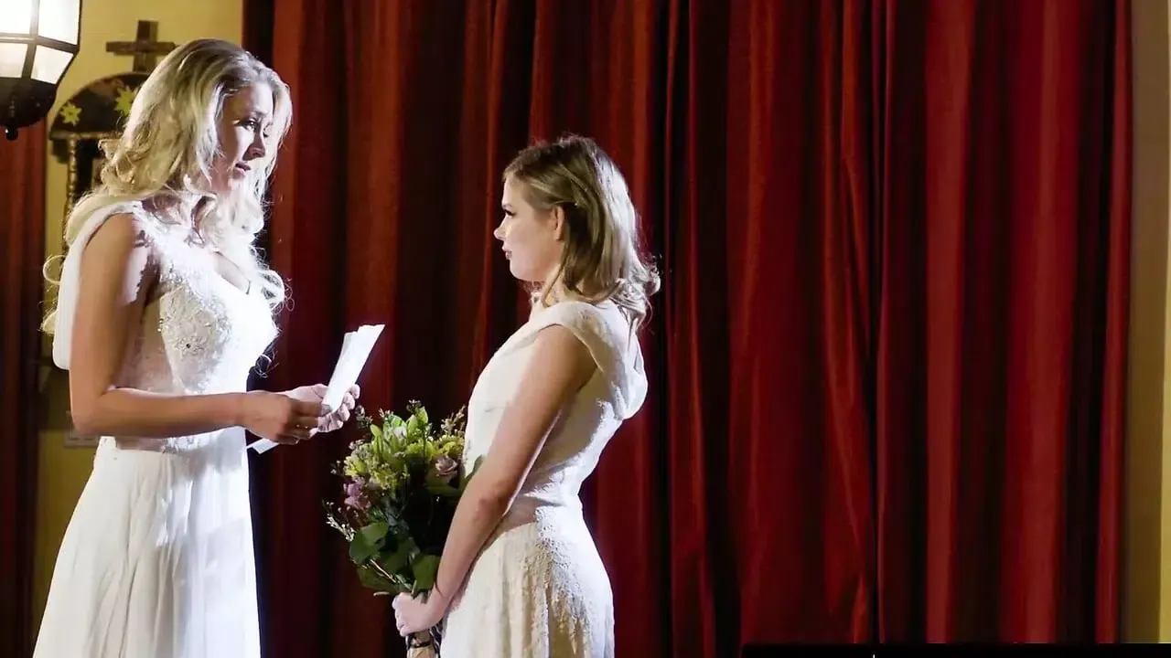 MOMMY’S GIRL – Bridesmaid Katie Morgan Bangs Hard Her Stepdaughter Coco Lovelock Before Her Wedding