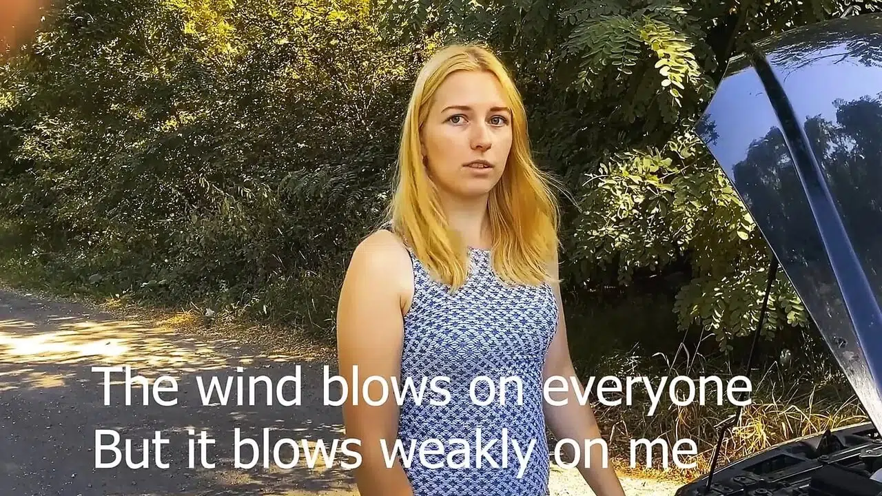 Helped the blonde fix the car and fucked her