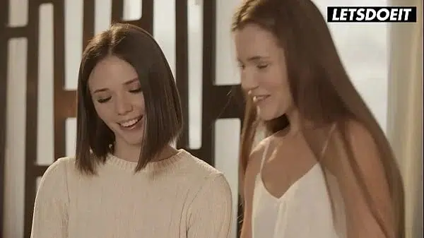 Horny Lesbian Mary Rock Seduces Her Brunette Roommate Eve Sweet – A GIRL KNOWS