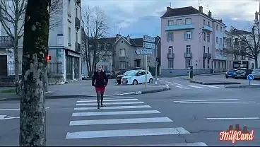 Kelly et Pam, deux belles milfs, aiment la bonne baise