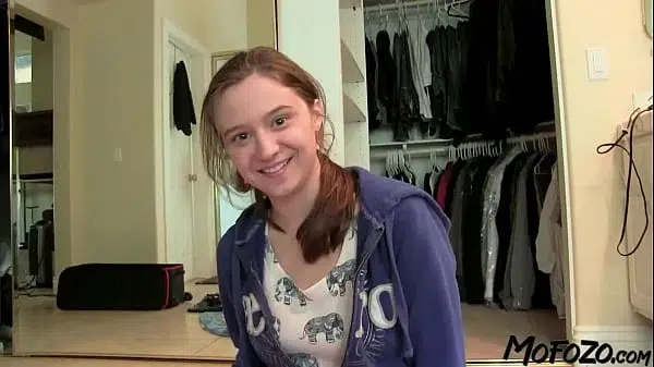 MOFOZO.com – 19 Year Old Amateur Enjoys Riding On My Cock