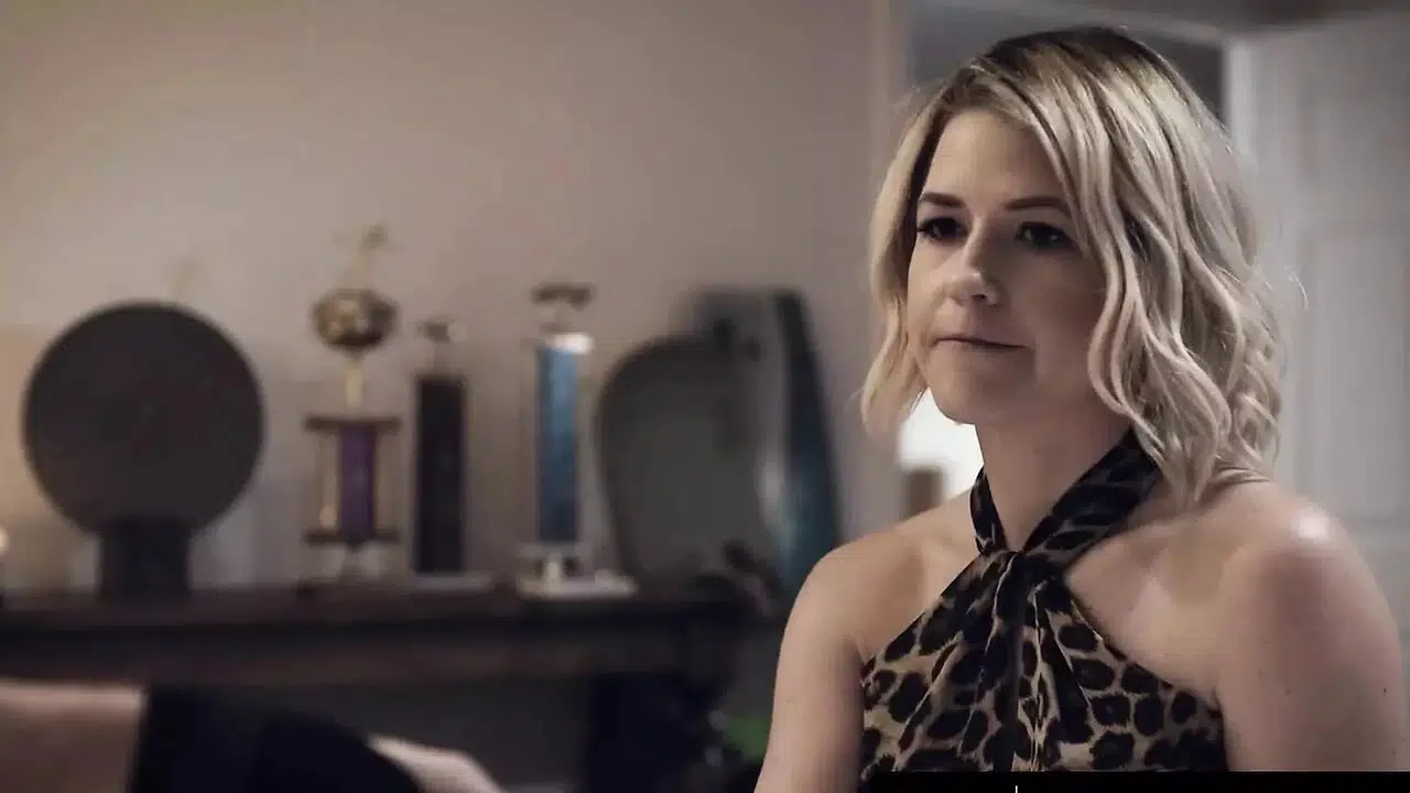 PURE TABOO Stepmom Kit Mercer Volunteers Her Pussy To Cure Wounded Stepson