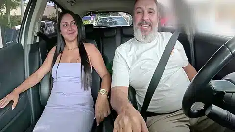 A Novinha De 19 Anos Entra Na Carona Tira Tudo E Faz O Ted Gozar Rapido