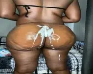 Big Round-Bootayy Ebony