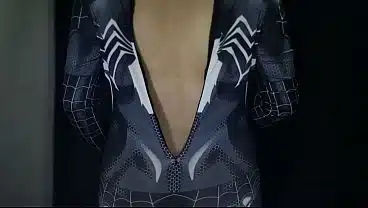 Cewek Tobrut Pantat Bahenol Cosplay Spiderman Di entot Tukang Becak Bokep indonesia Terbaru