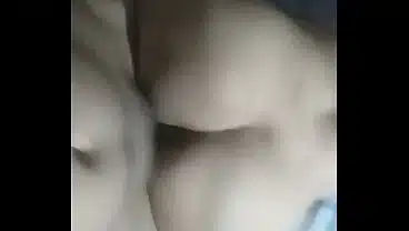 COGIENDOME A LA VECINA DE PERRITO DOÑA MARY