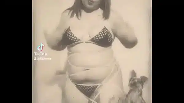 Dale mucho amor a esta publicación y sígueme en tik tok,#porno #curvygirlsvip #plussizegirl #xvideosِ #p…