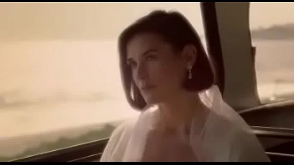 Demi Moore Linda & Gostosa