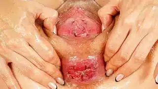 Double Toyed And Anal Fisted With Yessica Bunny