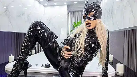 Feline Fervor – Mistress Saida
