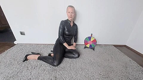 Geile Femdom Dreht Das Rad Um Dich Wichsen Zu Lassen With Maria Braun