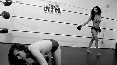 Heavyweight Bout – Sam Vs September Lesbian Boxing