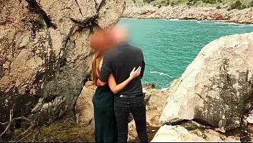 Horny Amateur Couple Having Sex in a Secret Cliff Spot