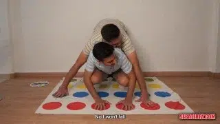juego con mi hermanastro a que me destroce el culo, no creeras lo abierto que quedo