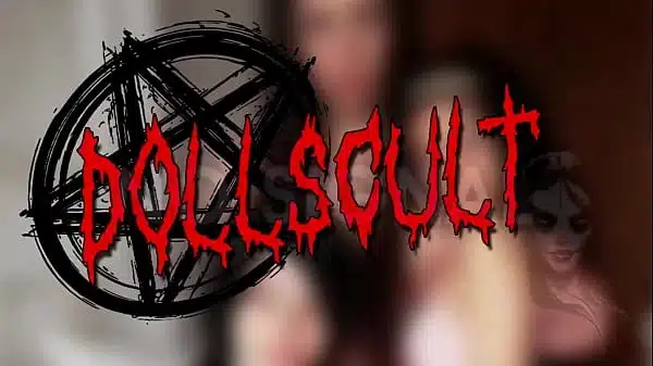Melody licks Sissi’s perfect pussy in doggy position – DOLLSCULT