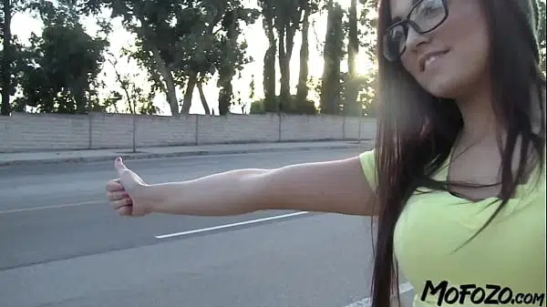 MOFOZO.com – Real Amateur Homemade Sex Video With A 19 Year Old Hitchhiker
