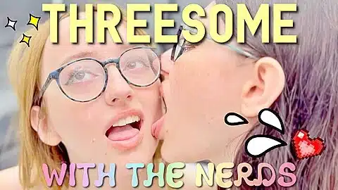 Nerds Fucking And Sucking Cum In Tasty Threesome With Eme Jota
