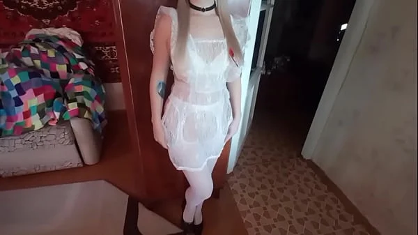 This graduate is asking for a fuck