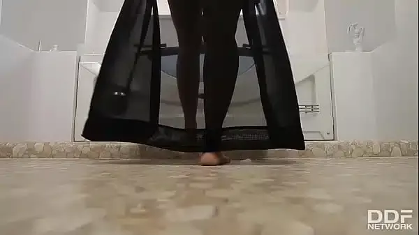 Busty Courtesan Fantasy