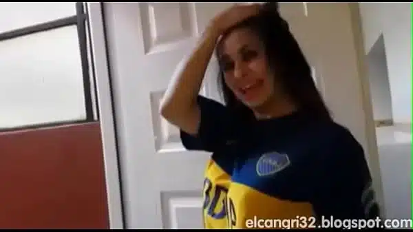 Elena – Argenta hincha de boca – XVIDEOSCOM