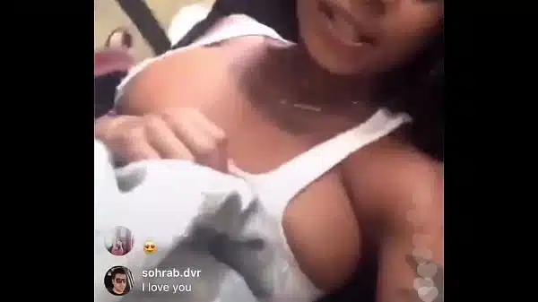 Lav3 love Instagram live