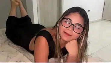 Mi mejor amiga me ayuda con mis problemas de erección