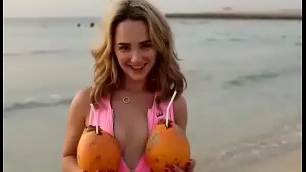 MIA ATHENS TOUR STRIPPING