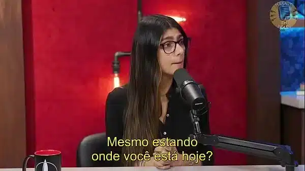 MIA KHALIFA SE ARREPENDEU DE FAZER FILMES ADULTOS