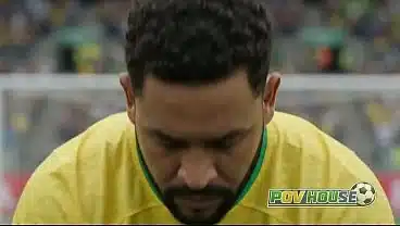 O Artilheiro do Sexo: Arrombando o rabo da morena e finalizando com uma gozada linda na boca da morena.
