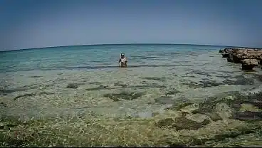 REAL LIFE UNTERWASSERSEX IM MEER?! PRIVATE URLAUBS-PUSSY BESAMUNG!