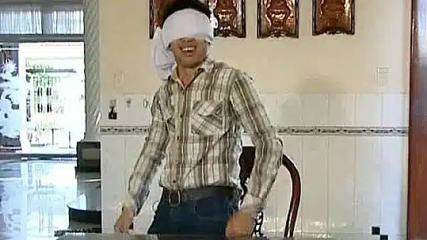 ANH EM GAI xvideos.com clip sex nu sinh vien dai hoc Bach Khoa voi ban trai