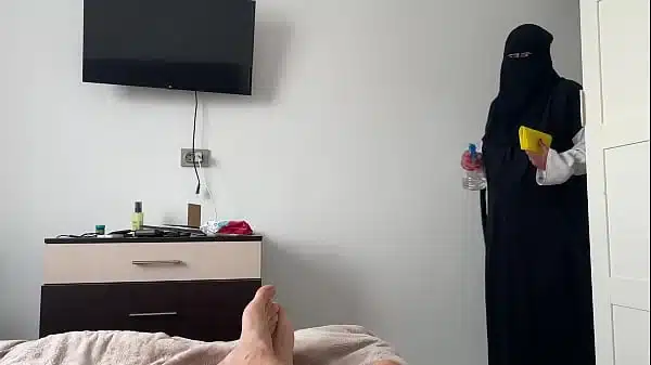 Arab Stepmom Fucks Stepson While Husband Is Not Home