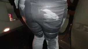 ⭐ Pissing my tight grey Jeans in the car seat! Who needs toilets? ;)