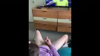Making my boyfriend CUM while he plays video games!!