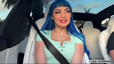 Perfect Sexy Curvy Jewelz Blu Pulls Over To Fuck In Car – Luke Cooper