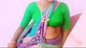 Sexy Indian maid sex.