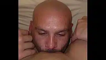Slut spitting on guy while he is licking her pussy – foot licking – spit fetish – feet – female pov – spit covered – Pinay