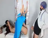 Amateur Gynecologist Cums On Wife’s Pussy During Husband’s Exam