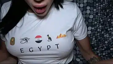 بنت الجيران المصرية بقت 19 سنة… هو مش كده بقى لازم تتجوز؟ – Egyptian XXX