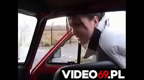 Polskie filmy erotyczne – Jechaliśmy do Krakowa gdy złapaliśmy na ruchanie autostopowiczkę