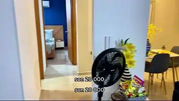 THIS BRUNETTE BBW GETS HER HUGE ASS FILLED ASS FOR THE DELIVERY MAN, THIS HOT BRUNETTE IS A BITCH! WHILE HER HUSBAND IS AWAY