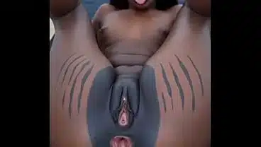 Wet asshole ebony gets fucked in her wet ass
